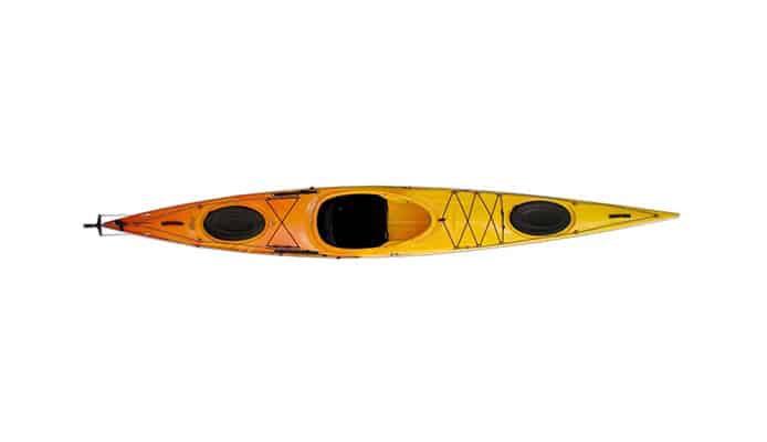 Évaluation du kayak de randonnée d'une journée en eau plate Riot Kayaks Edge 14,5 LV