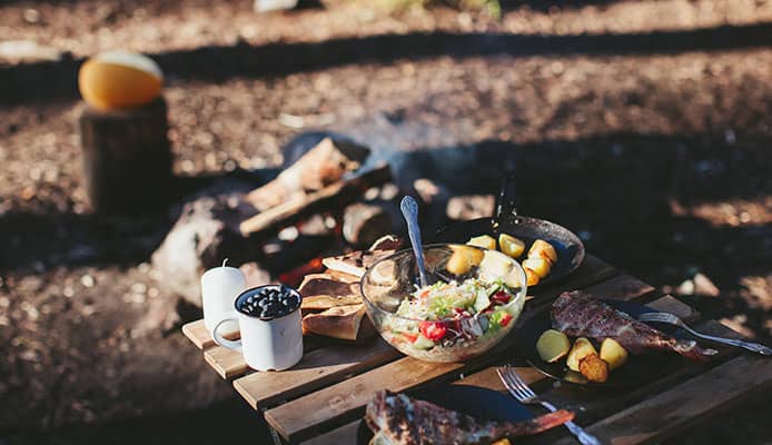 Garde-manger de camping : 10 épices de camping essentielles