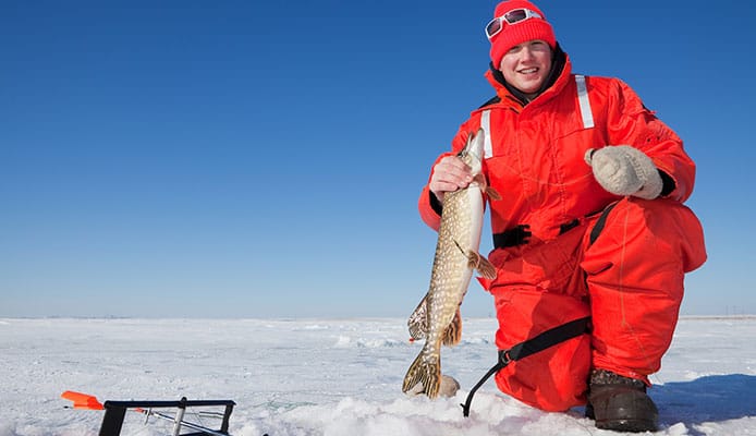 Guide des équipements et vêtements de pêche par temps froid