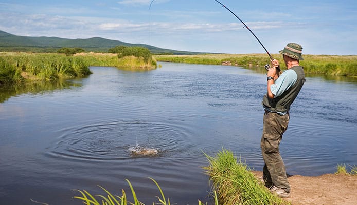 Moulinets Spinning ou Baitcasting : lequel choisir ?