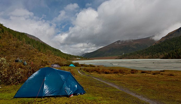 Que faire avec une tente de randonnée humide